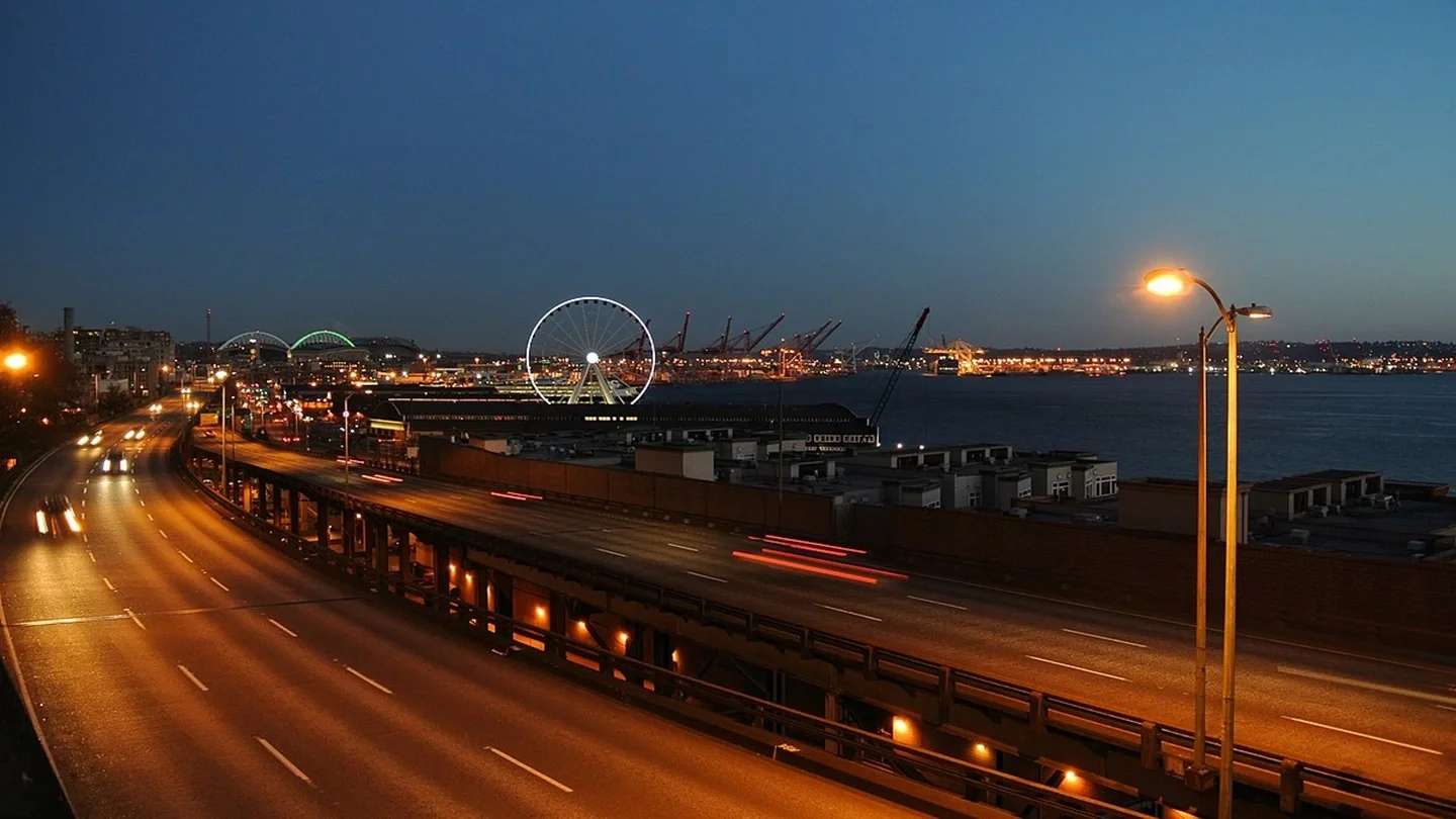 Alaskan Way Viaduct reopens after tunnelling - Tunnels